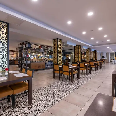 锡德拉布兰达怡东酒店-全包式 锡德