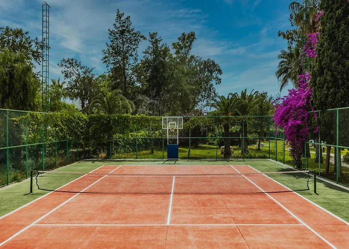 Hotel Asteria Collection Side